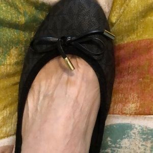 Brand new Michael Korrs ballet flats.